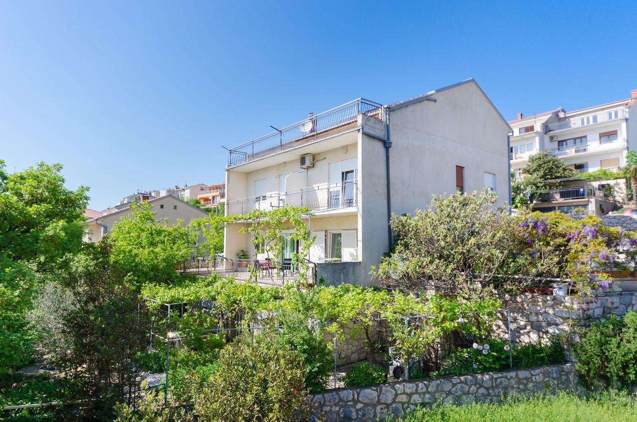 Apartments And Room Drazen Novi Vinodolski Exterior photo