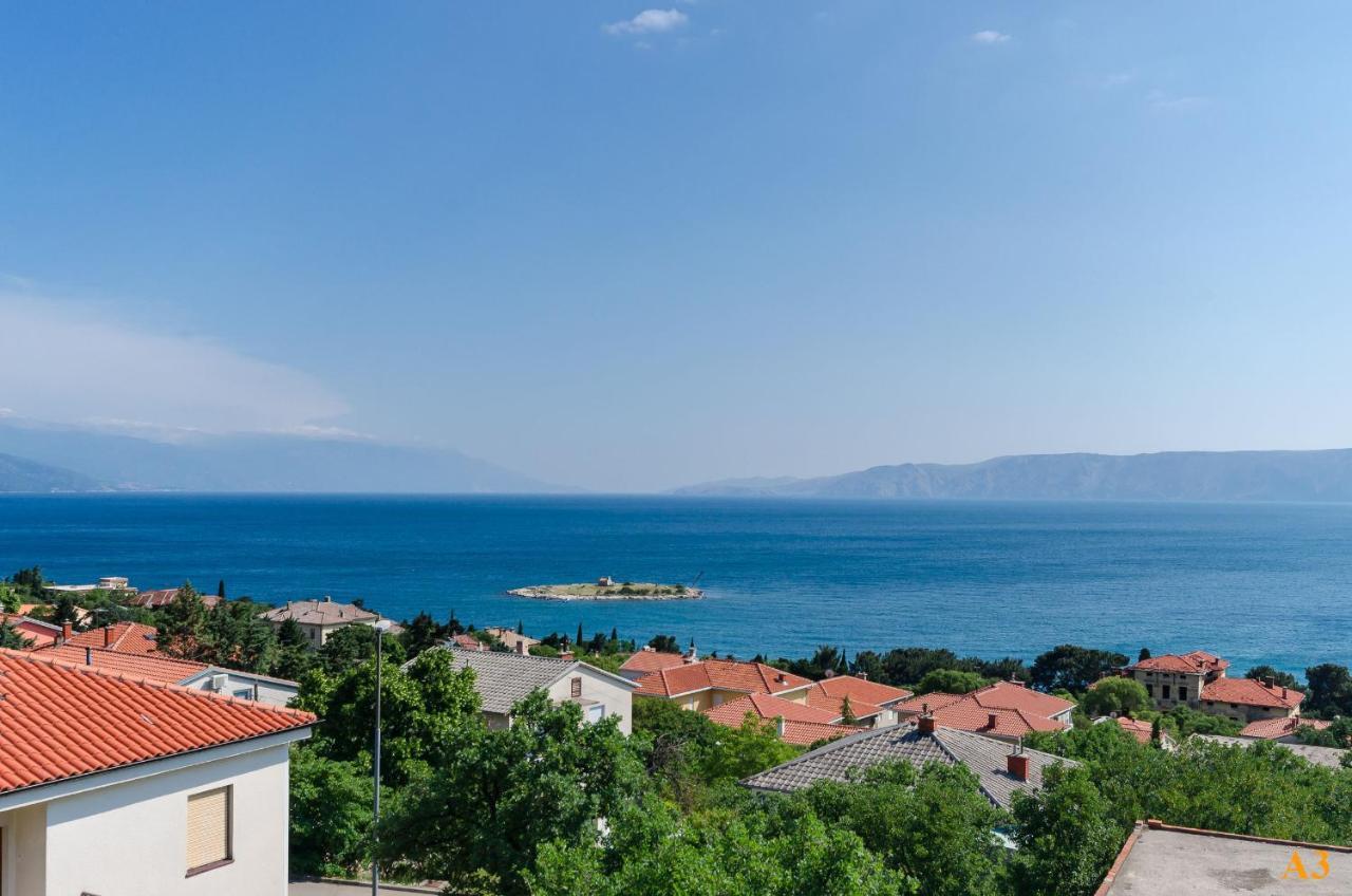 Apartments And Room Drazen Novi Vinodolski Exterior photo